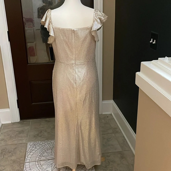 NWT SHOSHANNA Midnights Silver Tessa Sequin Dress Size 12 - Picture 4 of 11